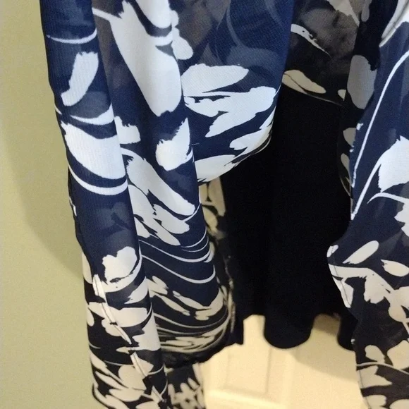 Maxi dress - Picture 4 of 6